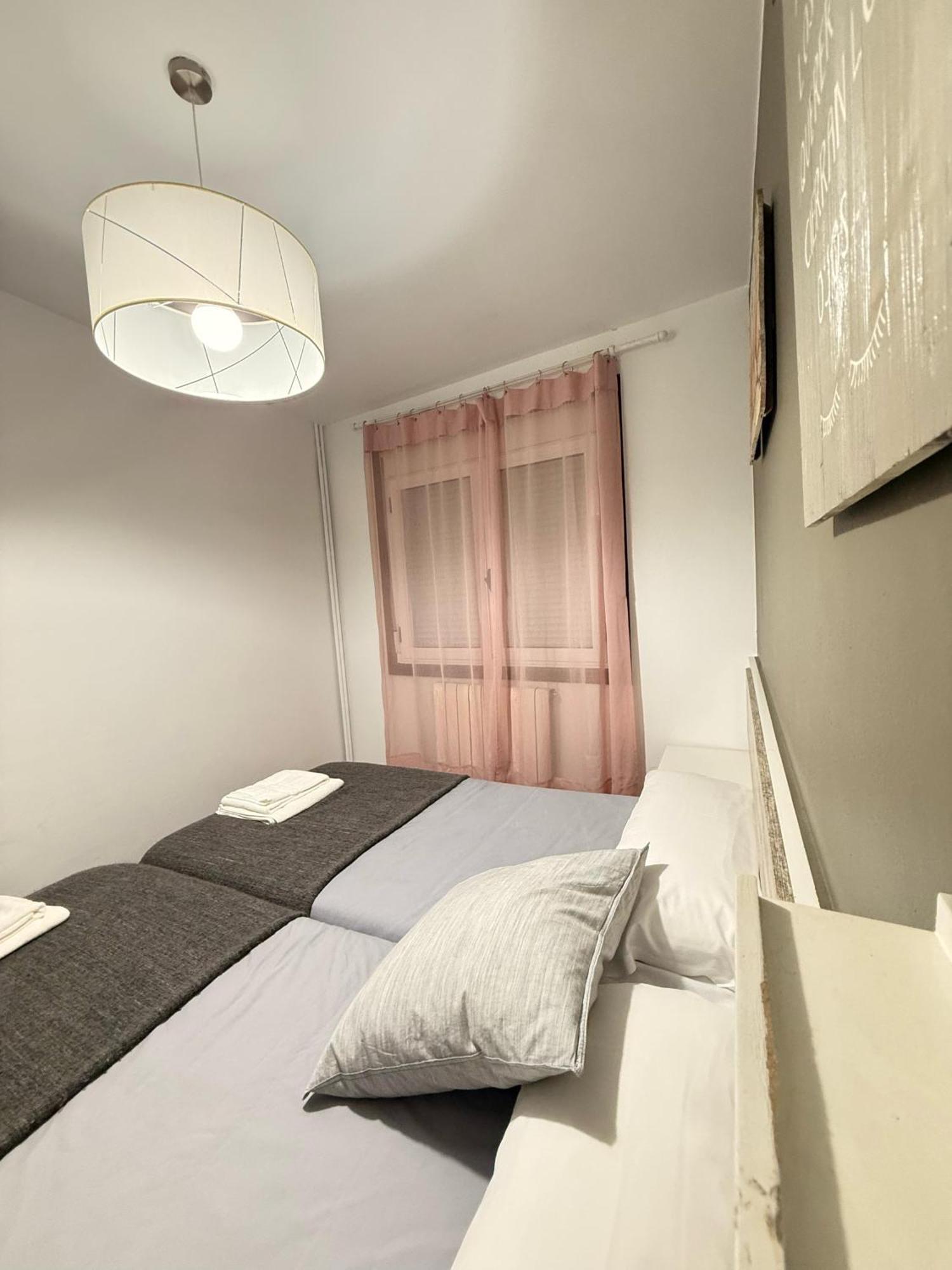 Apartamentos Portolux Portomarin Zewnętrze zdjęcie
