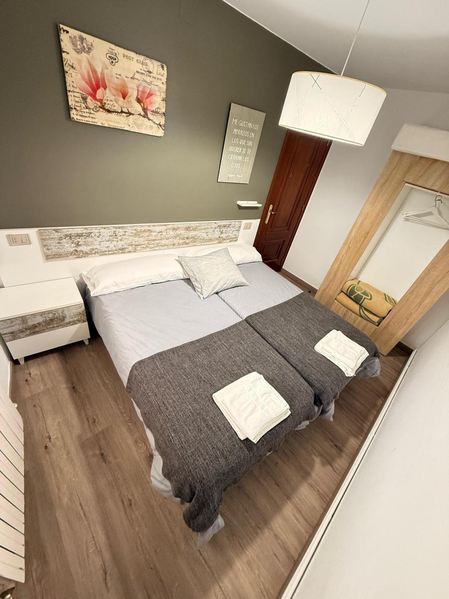 Apartamentos Portolux Portomarin Zewnętrze zdjęcie