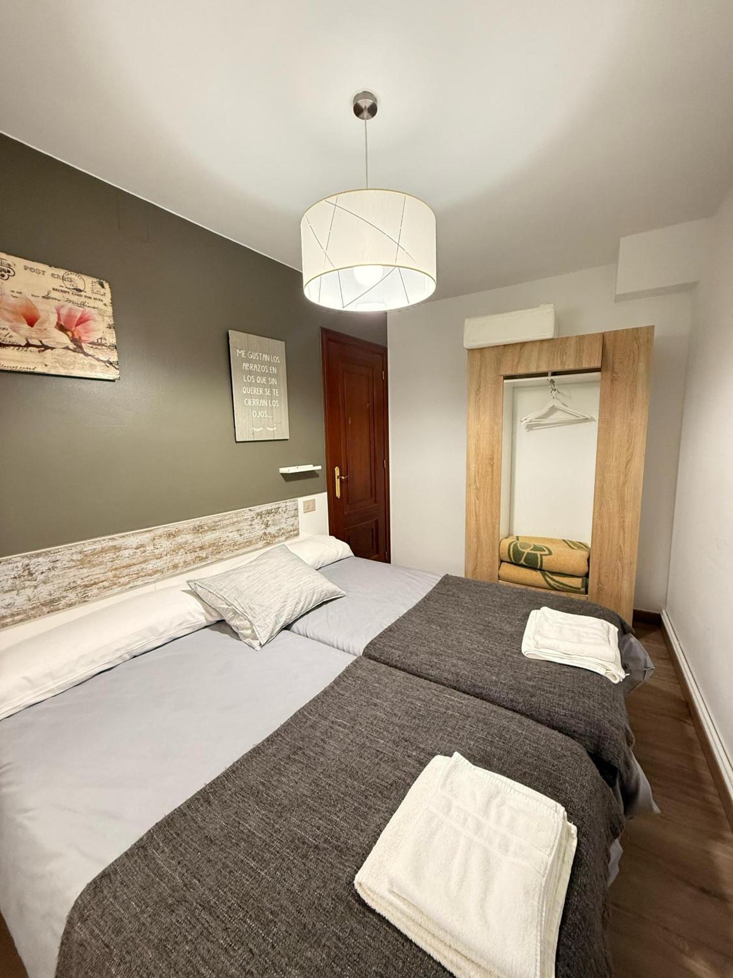 Apartamentos Portolux Portomarin Zewnętrze zdjęcie
